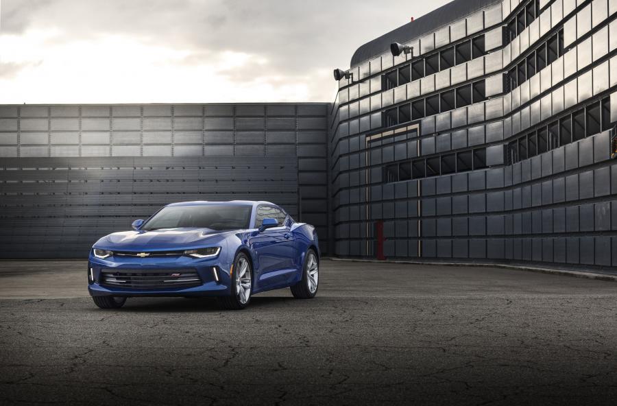  Chevrolet Camaro RS 2016 года  (фото 22 из 26)